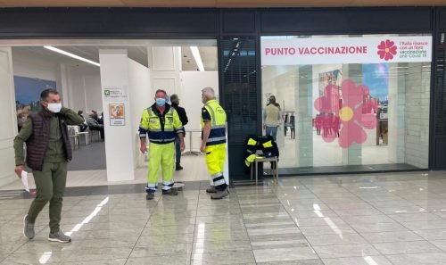 22.04.2021-hub-vaccinazioni-anticovid-mapello-1