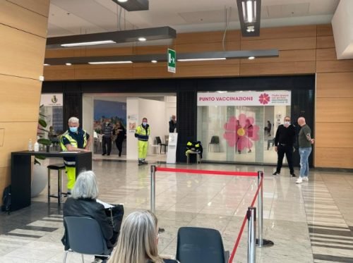 22.04.2021-hub-vaccinazioni-anticovid-mapello-2