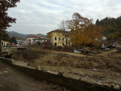 alluvione-in-val-di-vara-sp-borghetto-di-vara-02-05-11-2011-20-1