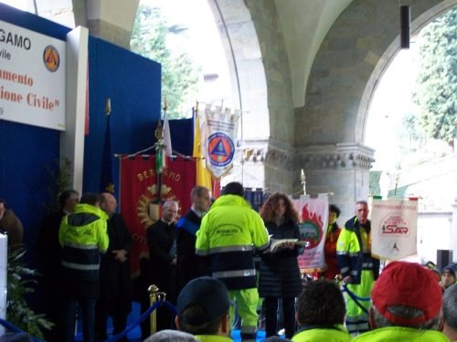 festa-del-ringraziamento-del-volontariato-di-p.c.-prov.-di-bg-12-12-2009-27